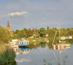 Panorama Werder mit Mühle Kirche und Havelwunder